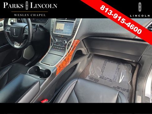 Used 2020 Lincoln Nautilus Reserve w/ Equipment Group 202A image 10