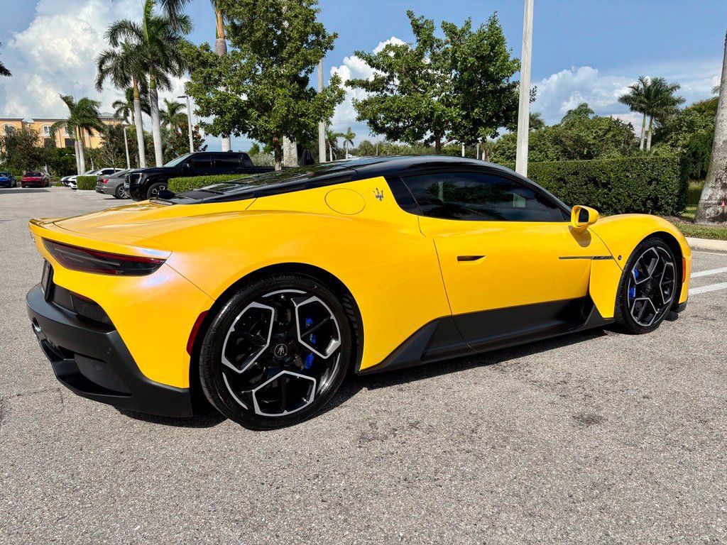 Used 2022 Maserati MC20 Coupe RWD image 6