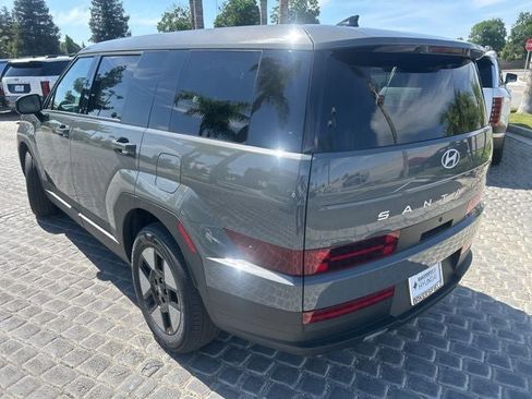 New 2026 Hyundai Santa Fe SE FWD image 3