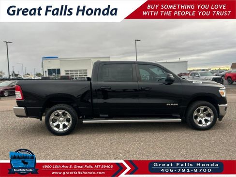 Used 2022 RAM 1500 Big Horn AWD/4WD image 8