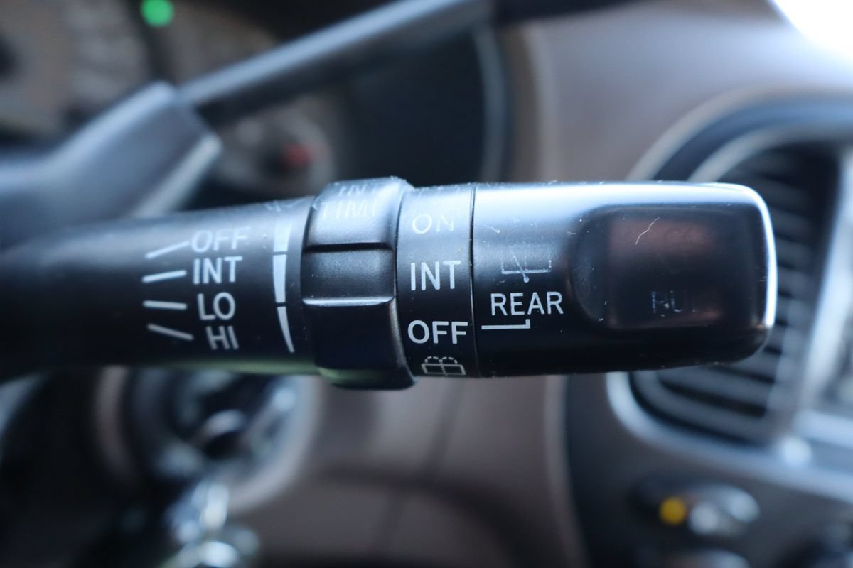Used 2001 Toyota Sequoia SR5 AWD/4WD image 32