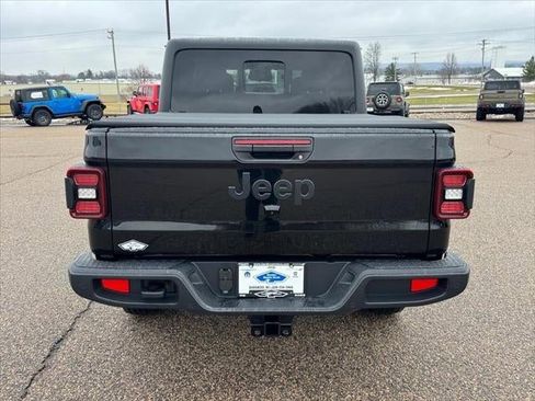 New 2026 Jeep Gladiator Sport image 31