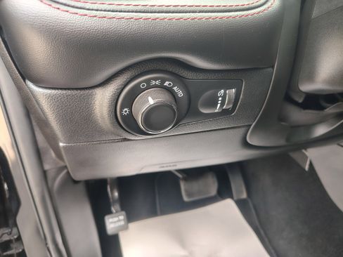 Certified 2025 Dodge Durango GT AWD/4WD image 28