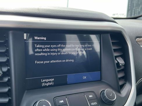 Used 2023 GMC Acadia SLE w/ Driver Convenience Package AWD/4WD image 28