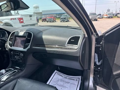 Used 2023 Chrysler 300 Touring L w/ Safetytec Plus Group RWD image 11