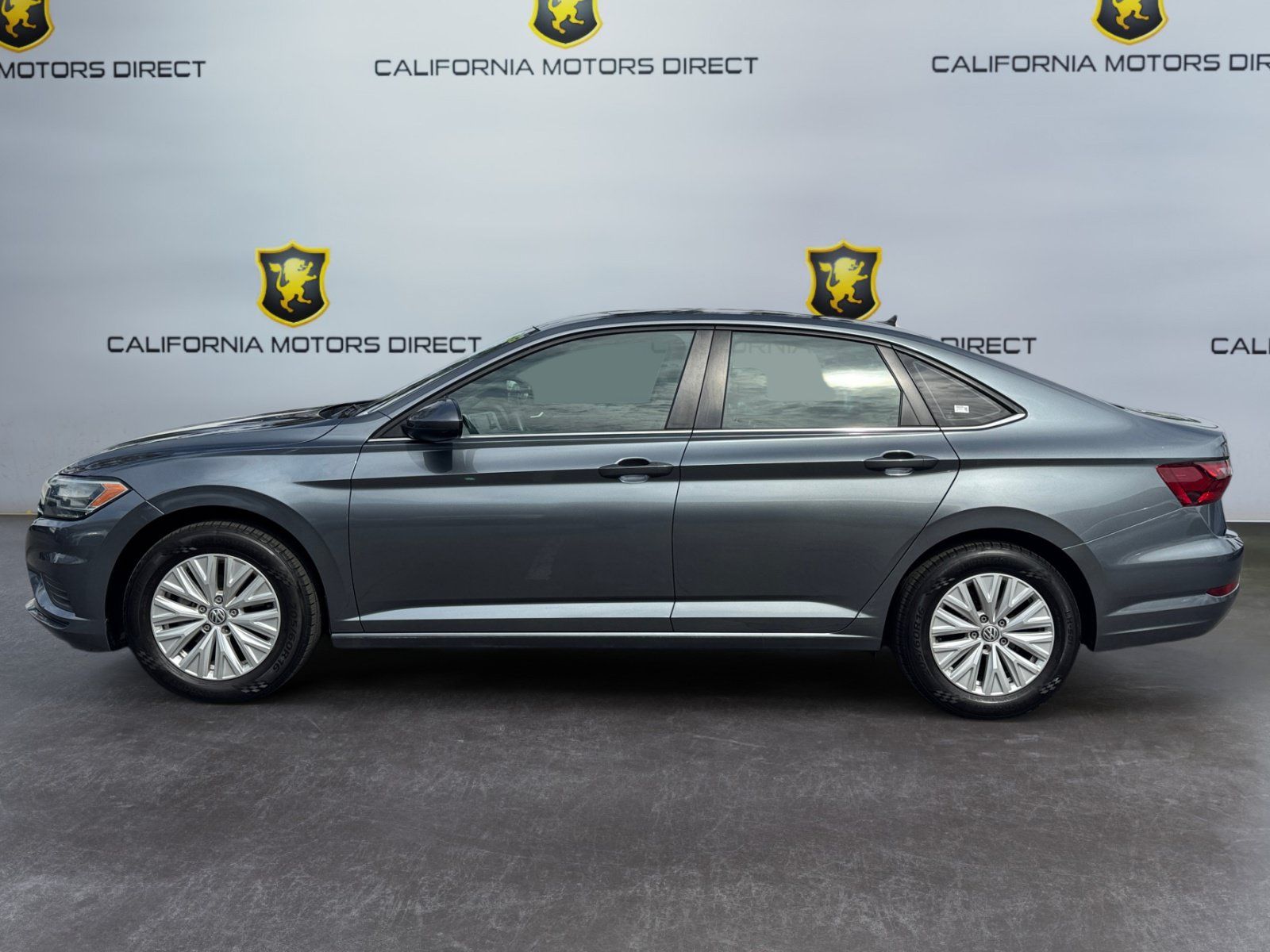 Used 2021 Volkswagen Jetta S w/ Driver Assistance Package FWD image 2
