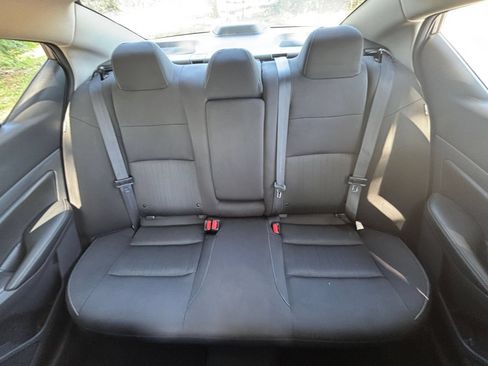 Used 2025 Nissan Altima 2.5 SV FWD image 39