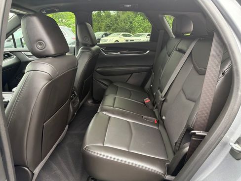 Certified 2022 Cadillac XT5 Premium Luxury AWD/4WD image 11