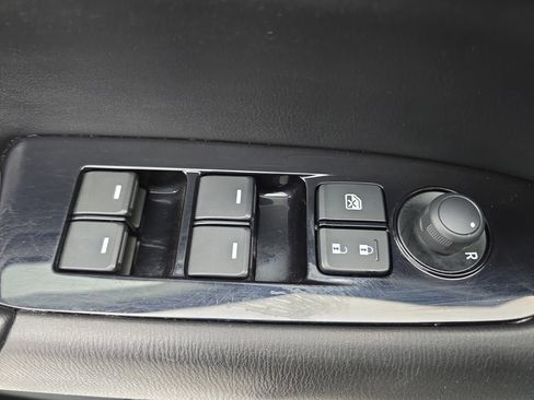 Used 2019 MAZDA CX-5 Touring image 27