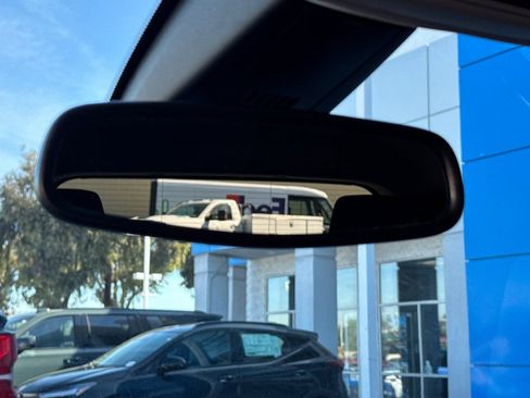 Used 2026 Chevrolet Blazer LT w/ Convenience Package image 25