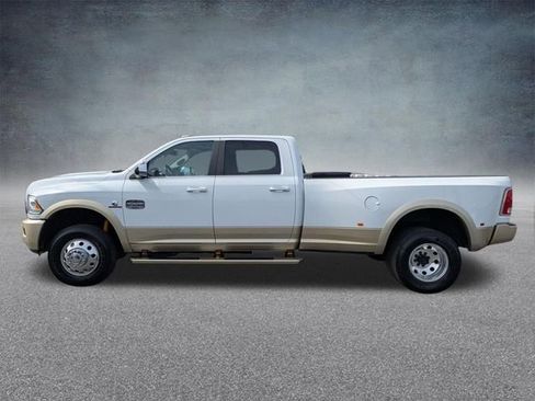 Used 2017 RAM 3500 Laramie Longhorn image 7