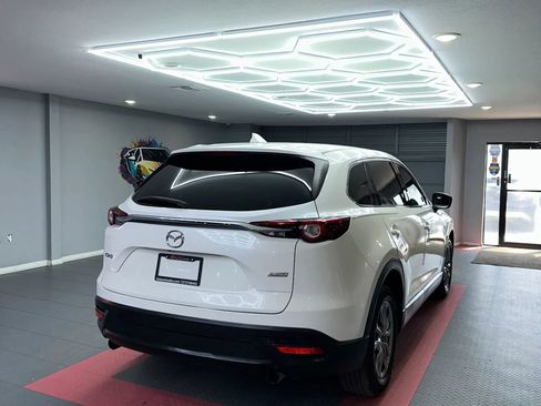 Used 2018 MAZDA CX-9 Touring image 6
