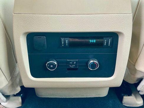 Used 2017 Ford Expedition EL XLT w/ Equipment Group 201A AWD/4WD image 32