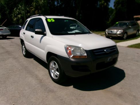 Used 2005 Kia Sportage LX FWD image 5