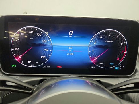 Used 2023 Mercedes-Benz C 300 Sedan image 10