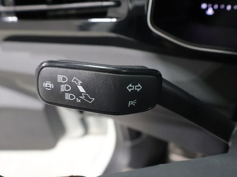 Used 2025 Volkswagen Jetta Sport FWD image 33