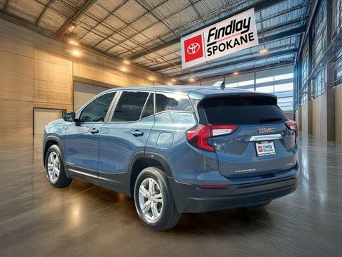 Used 2024 GMC Terrain SLE AWD/4WD image 6