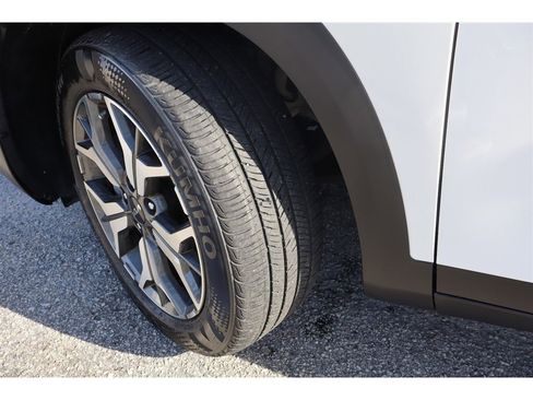 Used 2023 Kia Seltos EX image 48