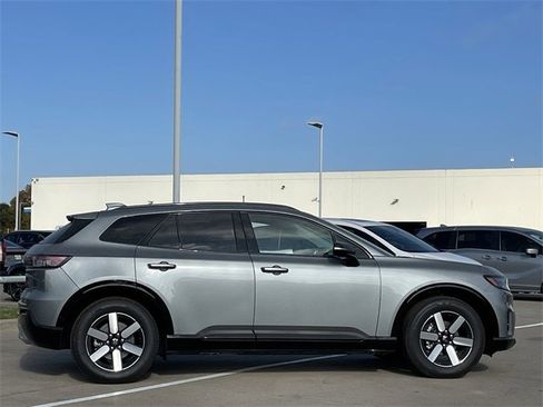 New 2026 Honda Prologue Touring image 3