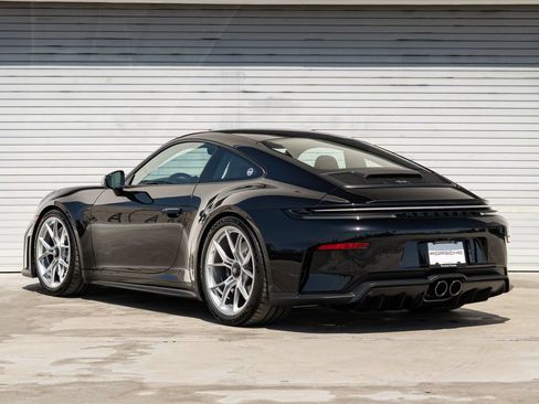 Certified 2026 Porsche 911 GT3 RWD image 3