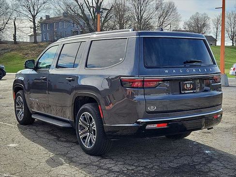 New 2024 Jeep Wagoneer 4WD w/ Premium Group I image 11