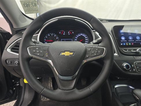 Used 2024 Chevrolet Malibu LT w/ Midnight Edition FWD image 11