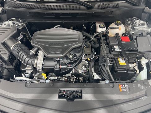 Used 2025 Cadillac XT6 Premium Luxury image 27