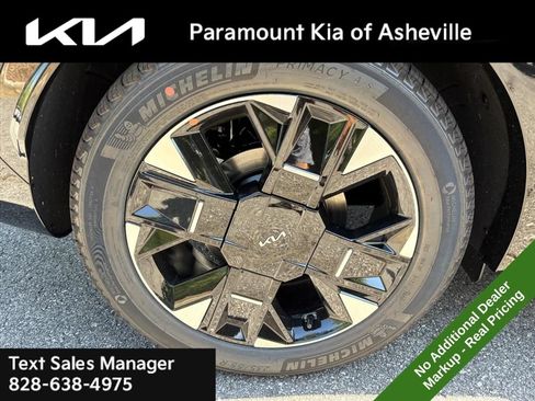 New 2026 Kia Sportage SX FWD image 30
