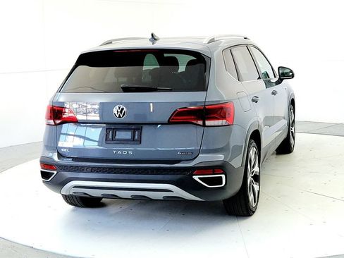 Used 2022 Volkswagen Taos SEL w/ Panoramic Sunroof Package AWD/4WD image 5