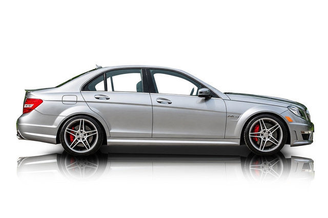 Used 2013 Mercedes-Benz C 63 AMG Sedan image 2