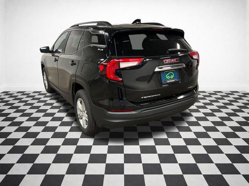Certified 2023 GMC Terrain SLE w/ Driver Convenience Package AWD/4WD image 7