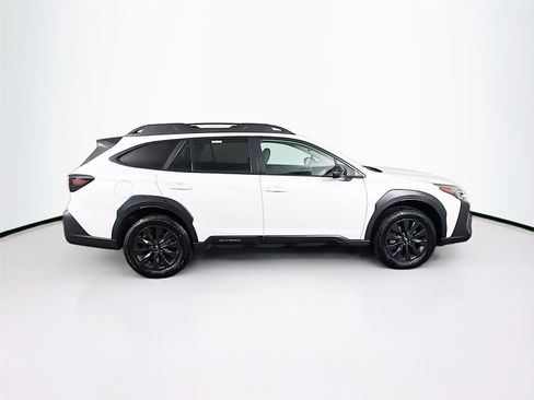 Used 2024 Subaru Outback Onyx Edition image 8