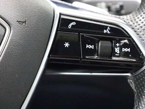 Used 2022 Audi S6 Premium Plus image 26