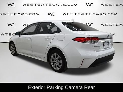 Used 2024 Toyota Corolla LE image 5