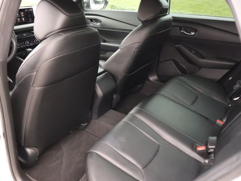 Used 2023 Honda Accord Sport image 10