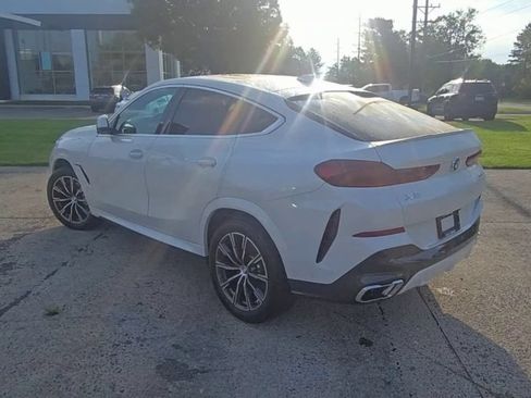 Used 2022 BMW X6 xDrive40i AWD/4WD image 7