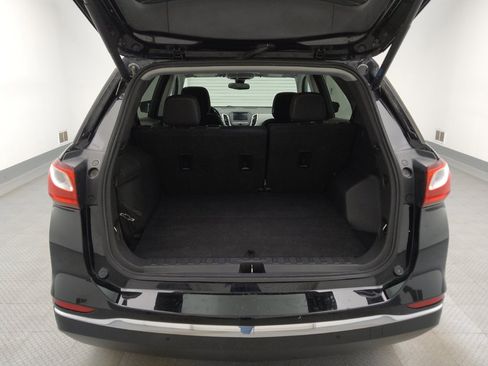 Used 2021 Chevrolet Equinox LT FWD image 29