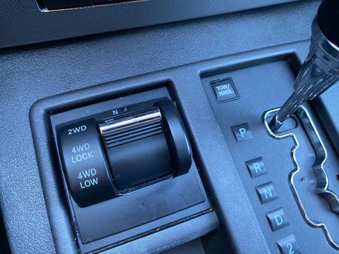 Used 2010 Jeep Liberty Sport w/ Popular Equipment Group image 18