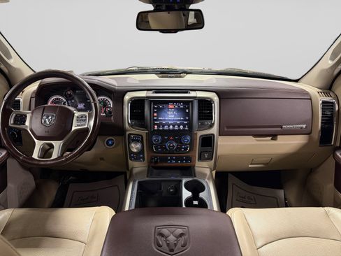 Used 2013 RAM 1500 Laramie w/ Convenience Group AWD/4WD image 16