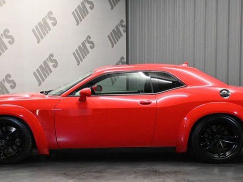 Used 2015 Dodge Challenger R/T Scat Pack w/ Leather Interior Group RWD image 8