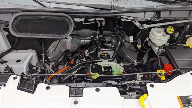 Used 2023 Ford E-Transit Medium Roof RWD image 24