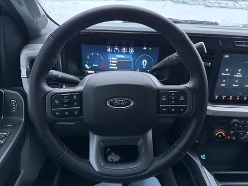 Used 2023 Ford F250 XLT w/ Black Appearance Package image 20