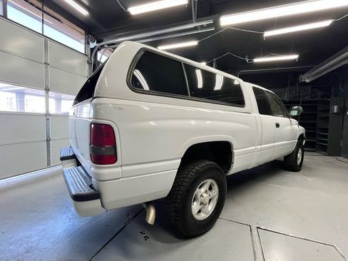 Used 1998 Dodge Ram 1500 Truck 4x4 Quad Cab image 3