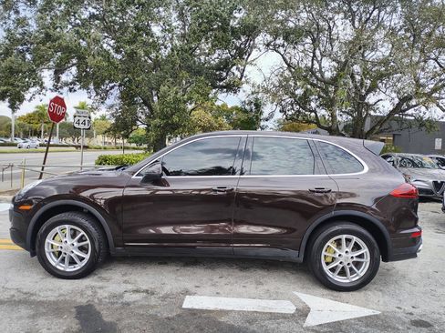 Used 2016 Porsche Cayenne image 5