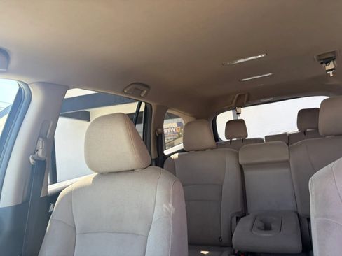 Used 2016 Honda Pilot EX image 12