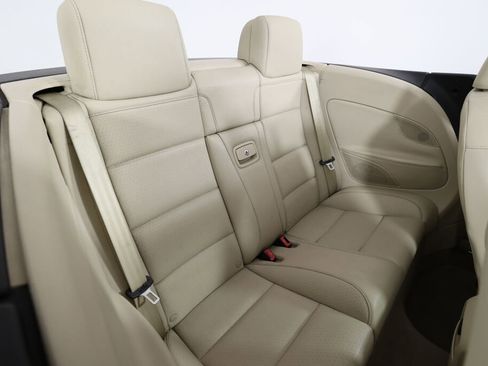 Used 2008 Volkswagen Eos 2.0T image 16