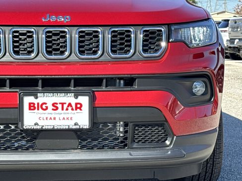 New 2026 Jeep Compass Latitude image 6