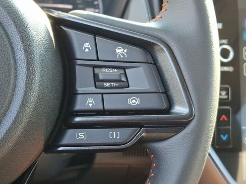 Used 2025 Subaru Crosstrek 2.5i Limited w/ Crosstrek Mirror Package AWD/4WD image 13