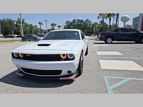 Used 2023 Dodge Challenger R/T Scat Pack w/ Plus Package RWD image 17