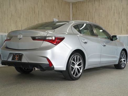 Used 2020 Acura ILX FWD image 10